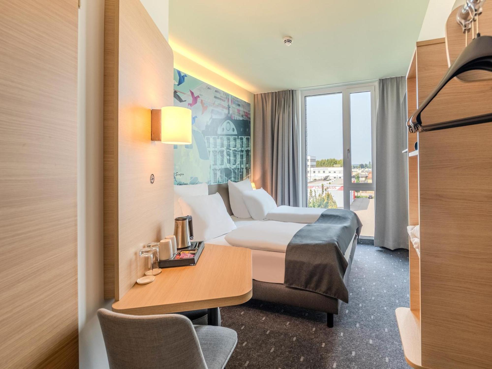 B&B Hotel Offenburg-Hbf מראה חיצוני תמונה