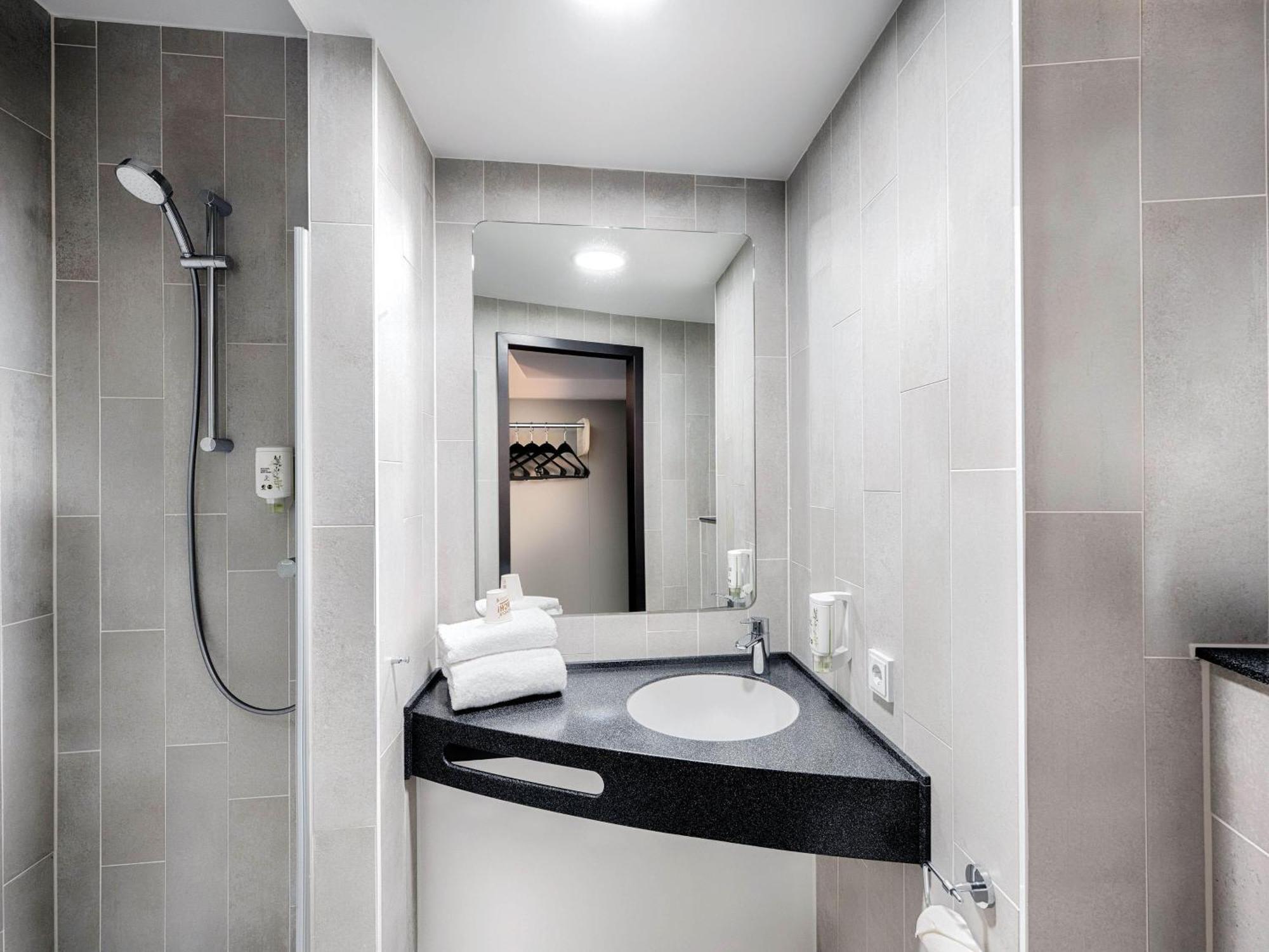 B&B Hotel Offenburg-Hbf מראה חיצוני תמונה